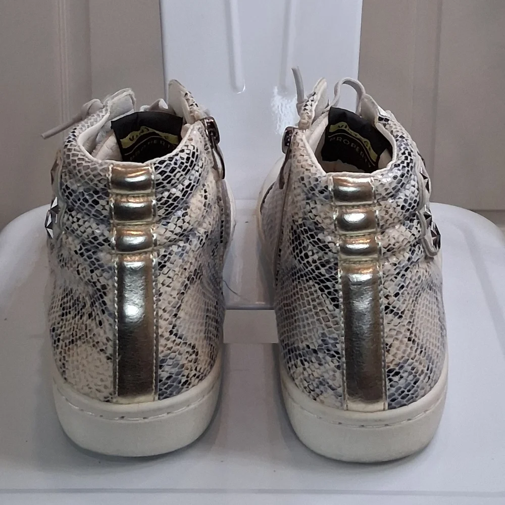 Vintage Havana Snakeskin High-Top Zip Up Star Studded Women's Sneakers Size 9